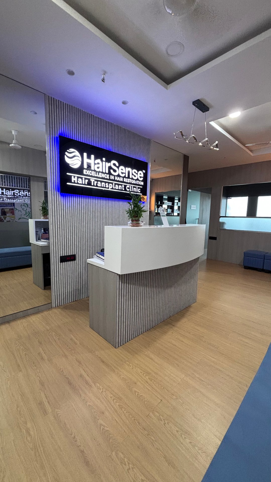 HairSense clinic reception